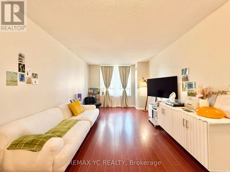 #1011 18 Sommerset Way, Toronto (Willowdale East), Ontario, M2N6X5, Toronto (Willowdale East), Ontario — photo 1 of 5