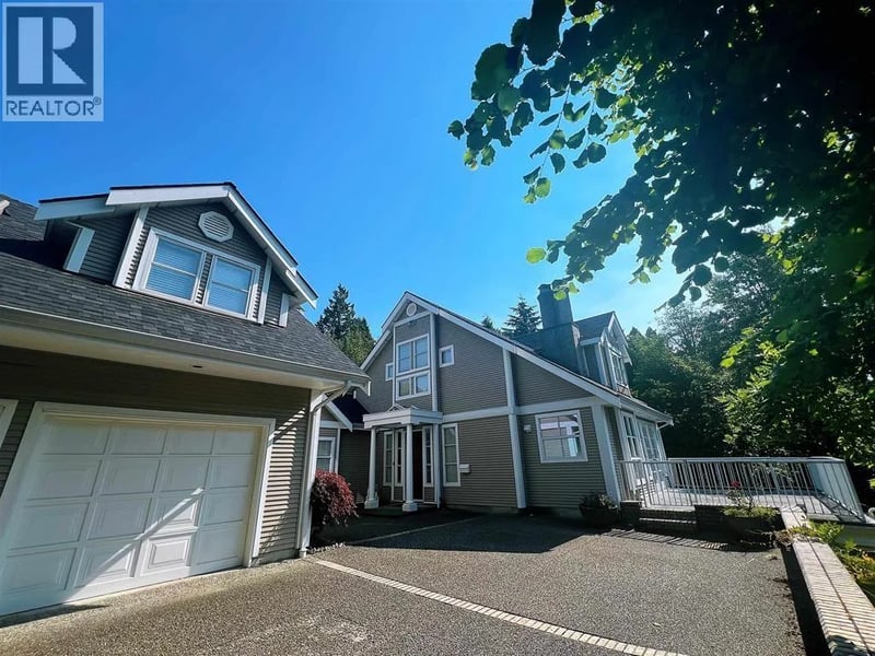 1810 ST. DENIS Road, West Vancouver, British Columbia, V7V3W5, West Vancouver, British Columbia — photo 1 of 5
