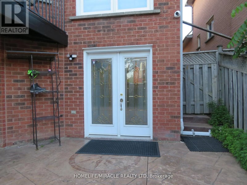 10 Pine Bough Manor, Richmond Hill (Devonsleigh), Ontario, L4S1A4, Richmond Hill (Devonsleigh), Ontario — photo 1 of 5