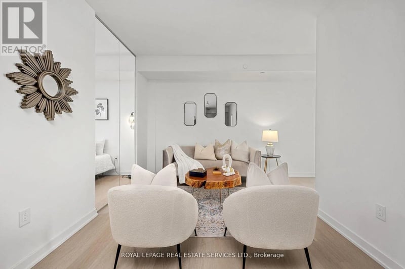#608 859 The Queensway, Toronto (Stonegate-Queensway), Ontario, M8Z1N8, Toronto (Stonegate-Queensway), Ontario — photo 1 of 5