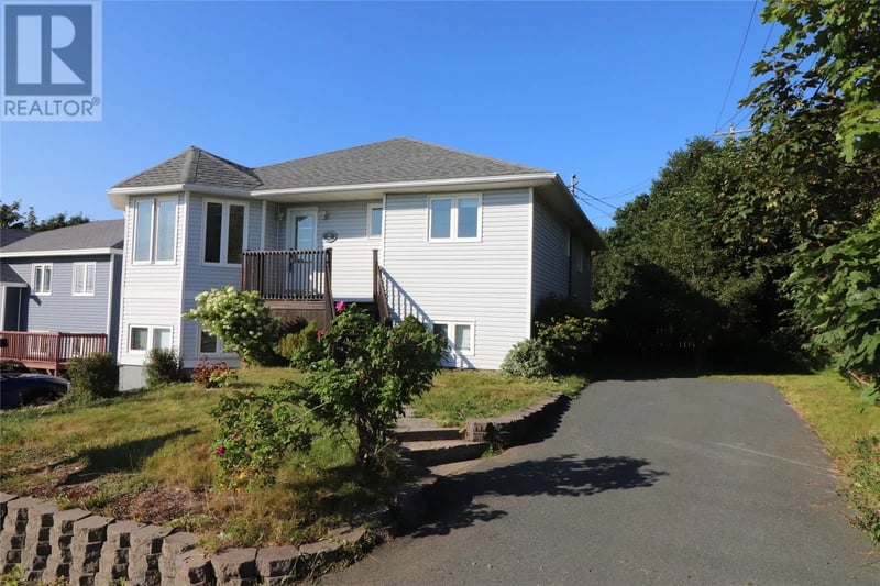 2 Lions Crescent, Conception Bay South, Newfoundland & Labrador, A1W4M2, Conception Bay South, Newfoundland & Labrador — photo 1 of 5