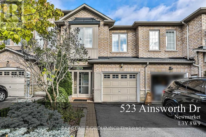 523 Ainsworth Drive, Newmarket (Gorham-College Manor), Ontario, L3Y8W9, Newmarket (Gorham-College Manor), Ontario — photo 1 of 5