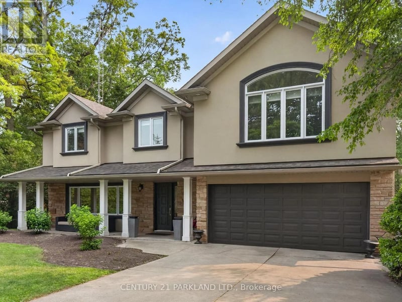 1302 Hillview Crescent, Oakville (FA Falgarwood), Ontario, L6H2C7, Oakville (FA Falgarwood), Ontario — photo 1 of 5