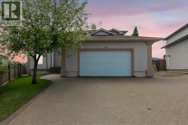 127 Pew Lane, Fort McMurray, Alberta, T9K0A8, Fort McMurray, Alberta — photo 1 of 5
