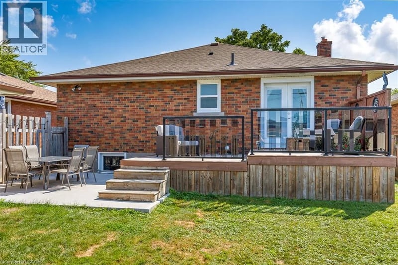96 CLARKE Street, Port Colborne, Ontario, L3K2G3, Port Colborne, Ontario — photo 1 of 5