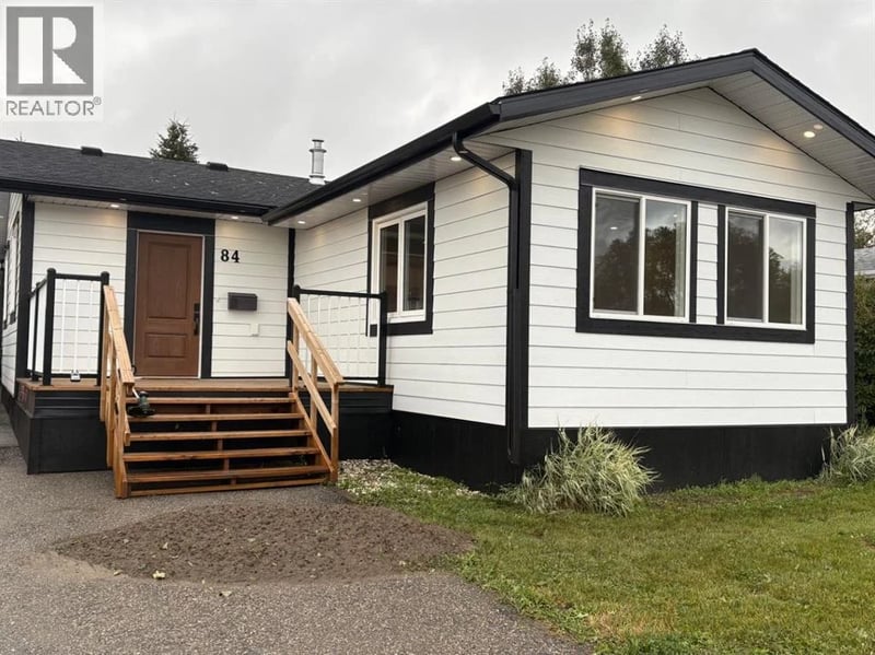 1712 23 Street, Coaldale, Alberta, T1M1K5, Coaldale, Alberta — photo 1 of 5