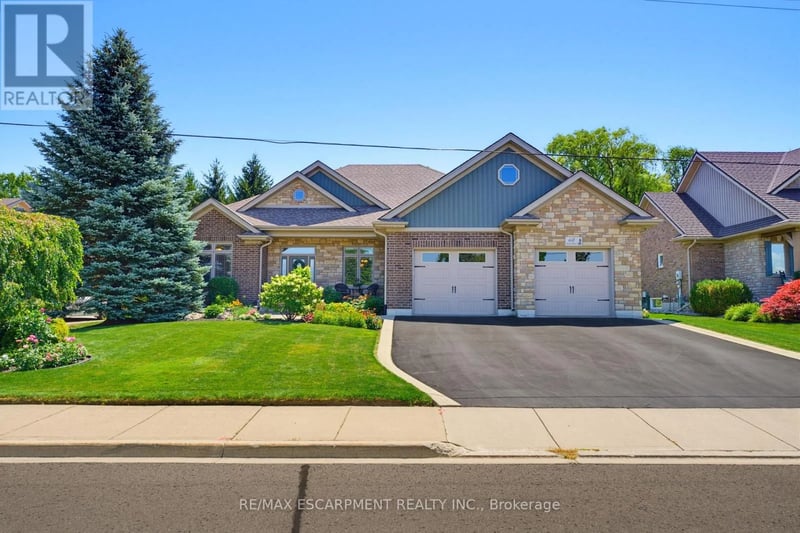 60 Donjon Boulevard, Norfolk (Port Dover), Ontario, N0A1N7, Norfolk (Port Dover), Ontario — photo 1 of 5