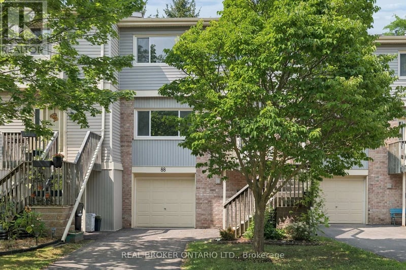 #88 30 Green Valley Drive, Kitchener, Ontario, N2P1G8, Kitchener, Ontario — photo 1 of 5