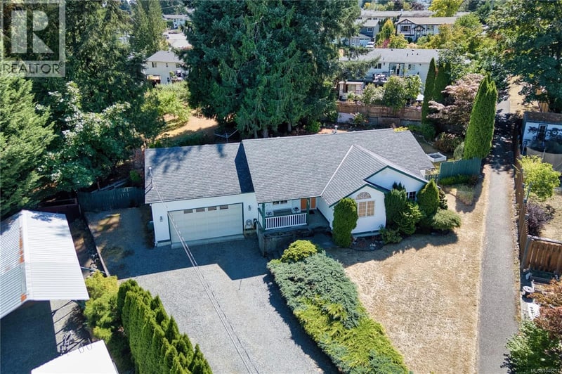 617 Taylor Crescent, Ladysmith, British Columbia, V9G1P8, Ladysmith, British Columbia — photo 1 of 5