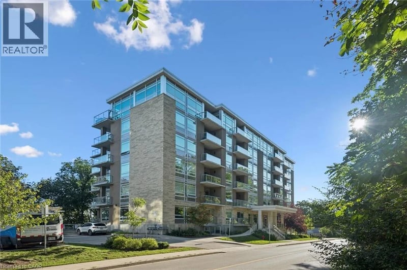 #105 479 CHARLTON Avenue East, Hamilton, Ontario, L8N0B4, Hamilton, Ontario — photo 1 of 5