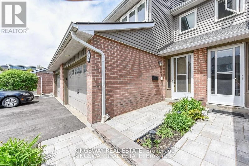 #29 3125 FIFTH Line West, Mississauga (Erin Mills), Ontario, L5L3S8, Mississauga (Erin Mills), Ontario — photo 1 of 5