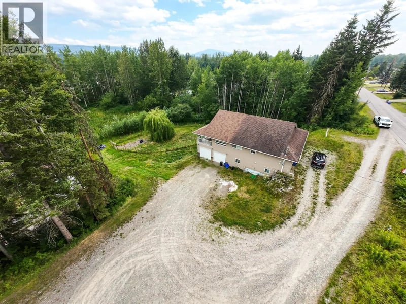 380 DENNIS Road, Quesnel, British Columbia, V2J5M6, Quesnel, British Columbia — photo 1 of 5