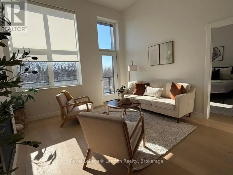 #3210 96 HIGH Street North, Thunder Bay (College Heights), Ontario, P7A5R3, Thunder Bay (College Heights), Ontario — photo 1 of 5