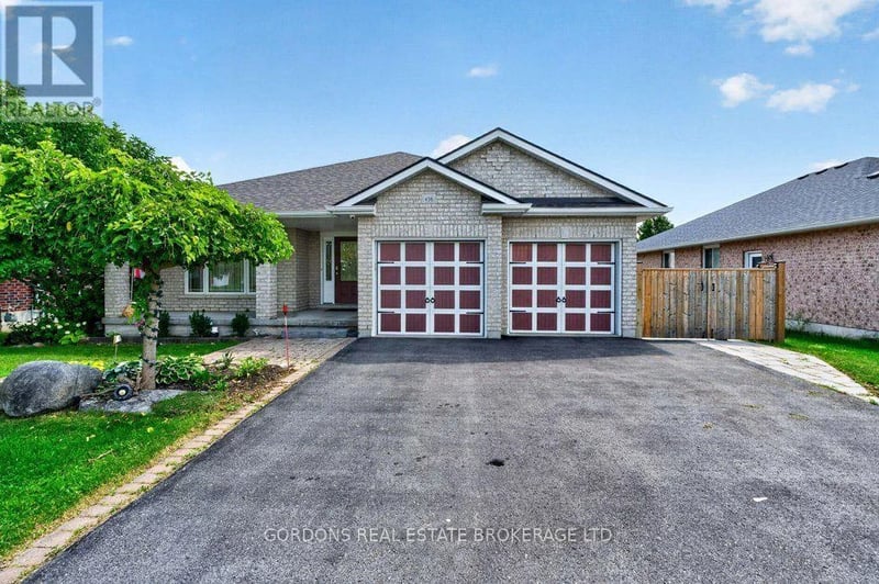 436 Bridge Street West, Greater Napanee (Greater Napanee), Ontario, K7R3L1, Greater Napanee (Greater Napanee), Ontario — photo 1 of 5