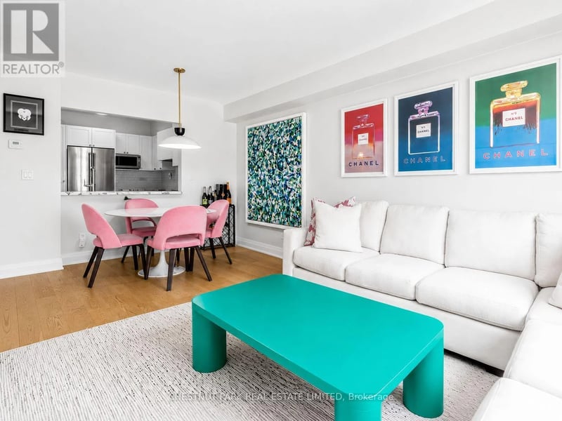 #505 1 Balmoral Avenue, Toronto (Yonge-St. Clair), Ontario, M4V3B9, Toronto (Yonge-St. Clair), Ontario — photo 1 of 5