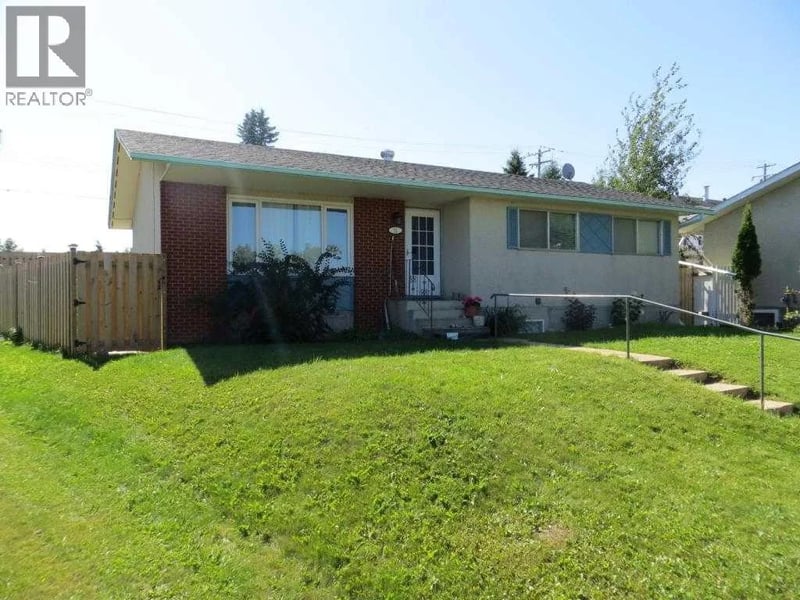 51 Lakeview Crescent, Lac La Biche, Alberta, T0A2C0, Lac La Biche, Alberta — photo 1 of 5