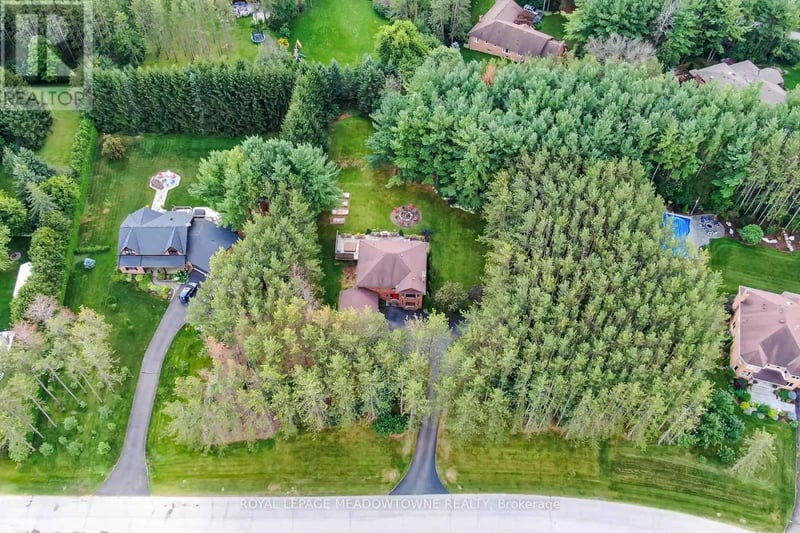 4 Pine Ridge Road, Erin, Ontario, N0B1T0, Erin, Ontario — photo 1 of 5