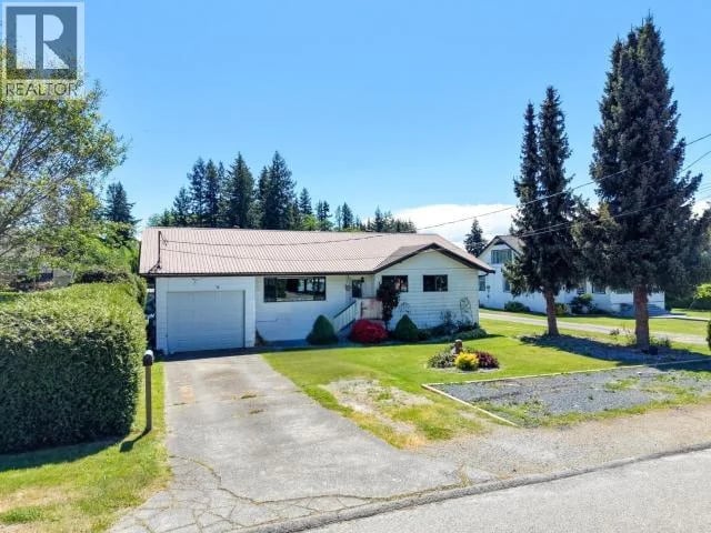 6060 LOIS STREET, Powell River, British Columbia, V8A4T7, Powell River, British Columbia — photo 1 of 5