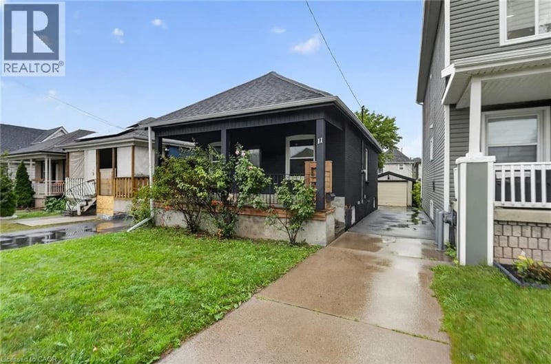 11 CRAIGMILLER Avenue, Hamilton, Ontario, L8L3H9, Hamilton, Ontario — photo 1 of 5