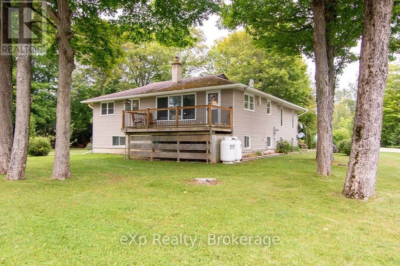 92 PARKSIDE Avenue, South Bruce Peninsula, Ontario, N0H2T0, South Bruce Peninsula, Ontario — photo 1 of 5