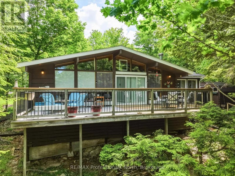1007 Leech Lake Point Road, Bracebridge (Oakley), Ontario, P1L1X3, Bracebridge (Oakley), Ontario — photo 1 of 5