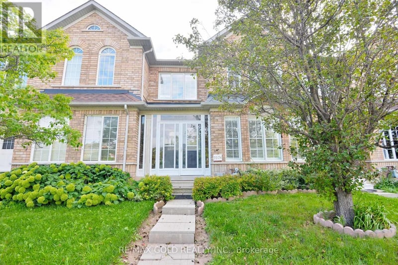 5974 Tenth Line, Mississauga (Churchill Meadows), Ontario, L5M6S9, Mississauga (Churchill Meadows), Ontario — photo 1 of 5