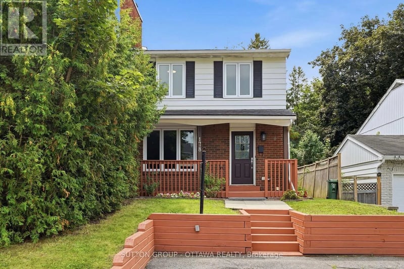 178 Mcclellan Road, Ottawa, Ontario, K2H5W1, Ottawa, Ontario — photo 1 of 5