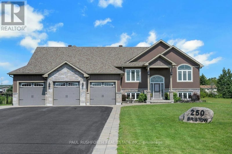 250 Bristow Road, Montague, Ontario, K7A5B8, Montague, Ontario — photo 1 of 5