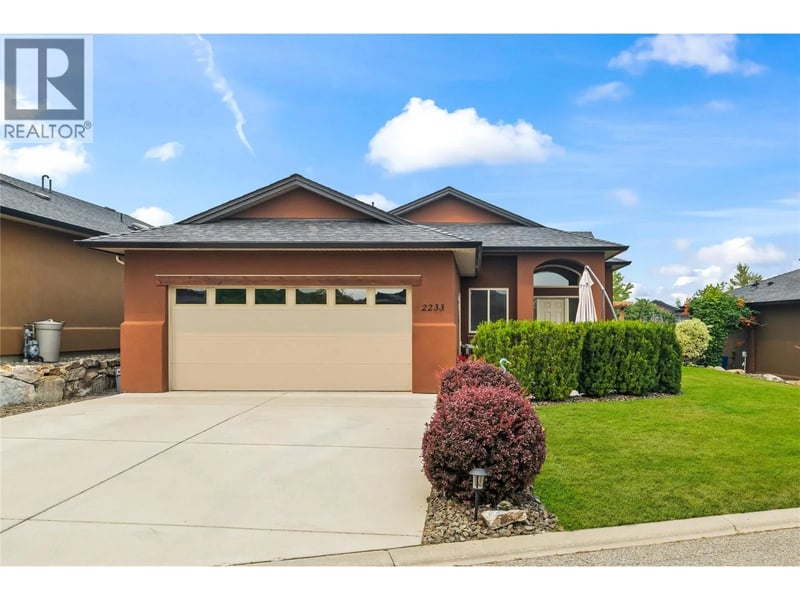 2233 Terrero Place, West Kelowna, British Columbia, V4T3B7, West Kelowna, British Columbia — photo 1 of 5