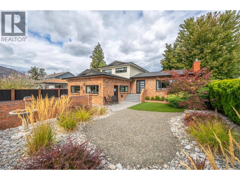 127 Elm Avenue, Penticton, British Columbia, V2A3W1, Penticton, British Columbia — photo 1 of 5