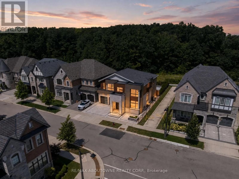 197 Polly Drive, Oakville (GO Glenorchy), Ontario, L6M5K2, Oakville (GO Glenorchy), Ontario — photo 1 of 5