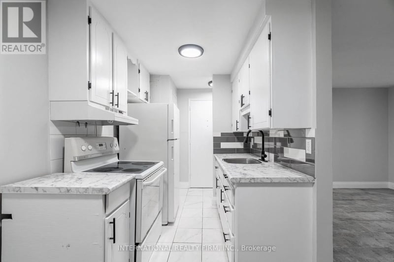 #1 24 Brookside Street North, London South (South F), Ontario, N5Z3J3, London South (South F), Ontario — photo 1 of 5