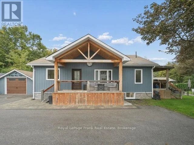 11 Maple Street North, Brock (Sunderland), Ontario, L0C1H0, Brock (Sunderland), Ontario — photo 1 of 5
