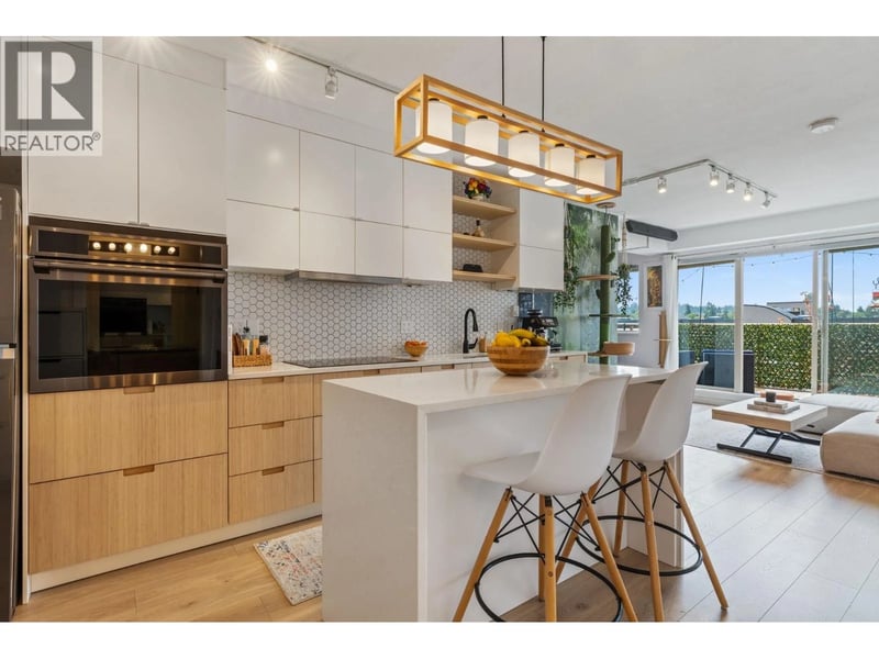 #PH10 702 KING EDWARD Avenue, Vancouver, British Columbia, V5V0A9, Vancouver, British Columbia — photo 1 of 5