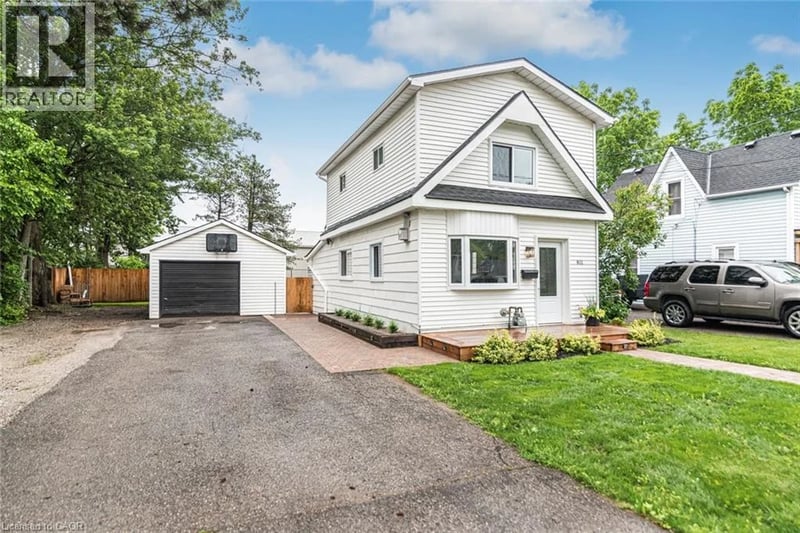 811 TAMARAC Street, Dunnville, Ontario, N1A2E5, Dunnville, Ontario — photo 1 of 5