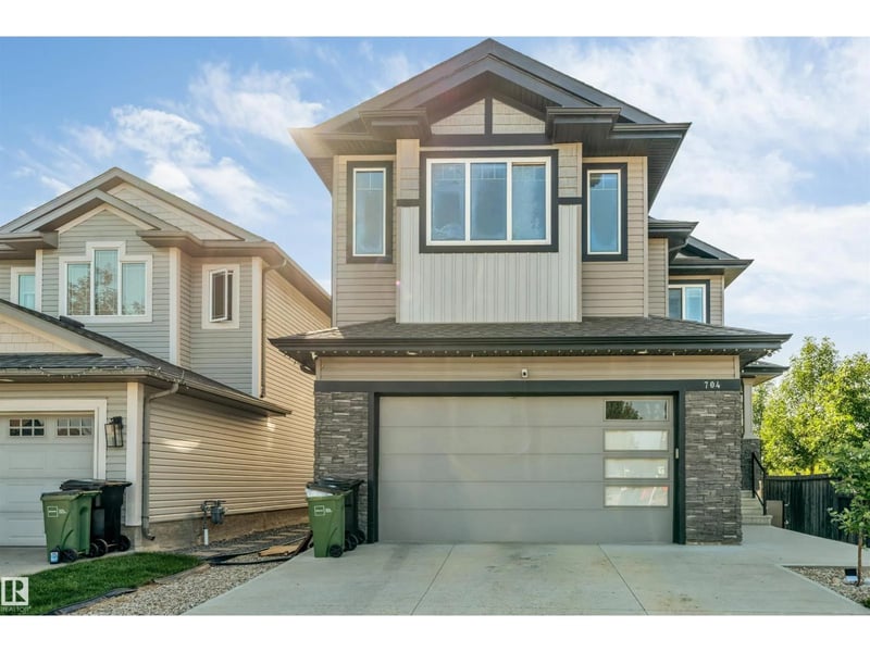 704 172 ST SW, Edmonton, Alberta, T6W0M5, Edmonton, Alberta — photo 1 of 5