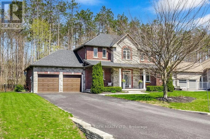 12 Lloyd Cook Drive East, Springwater (Snow Valley), Ontario, L0L1Y3, Springwater (Snow Valley), Ontario — photo 1 of 5