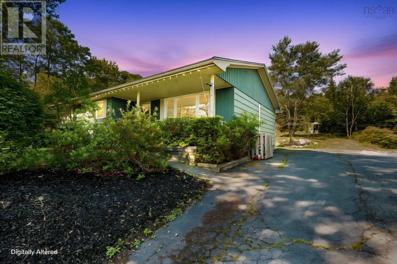 1053 Terence Bay Road, Terence Bay, Nova Scotia, B3T1X5, Terence Bay, Nova Scotia — photo 1 of 5