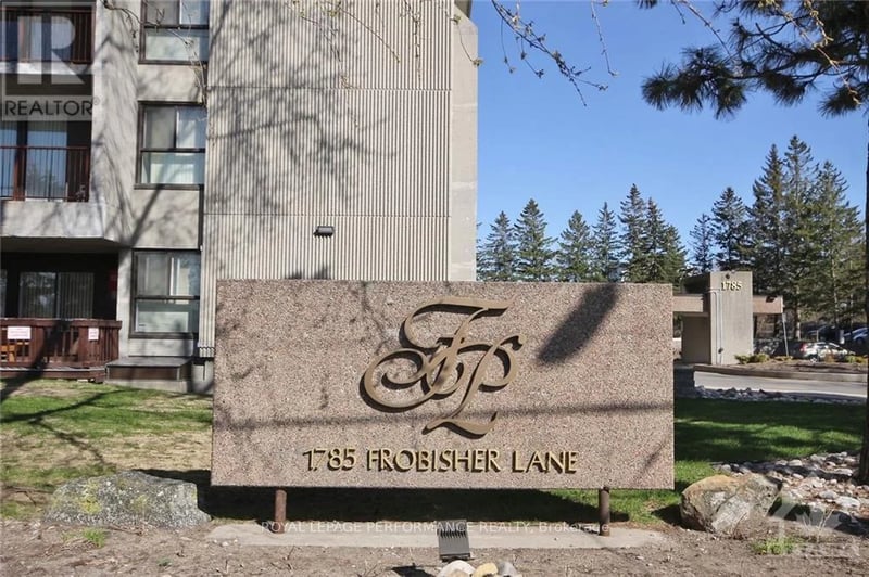 #1102 1785 Frobisher Lane, Ottawa, Ontario, K1G3T7, Ottawa, Ontario — photo 1 of 5