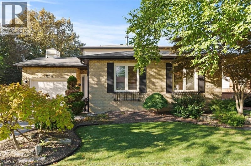 234 APPLEWOOD Road, Kingsville, Ontario, N9Y3P3, Kingsville, Ontario — photo 1 of 5