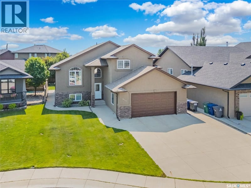 415 Paton PLACE, Saskatoon, Saskatchewan, S7W0B8, Saskatoon, Saskatchewan — photo 1 of 5