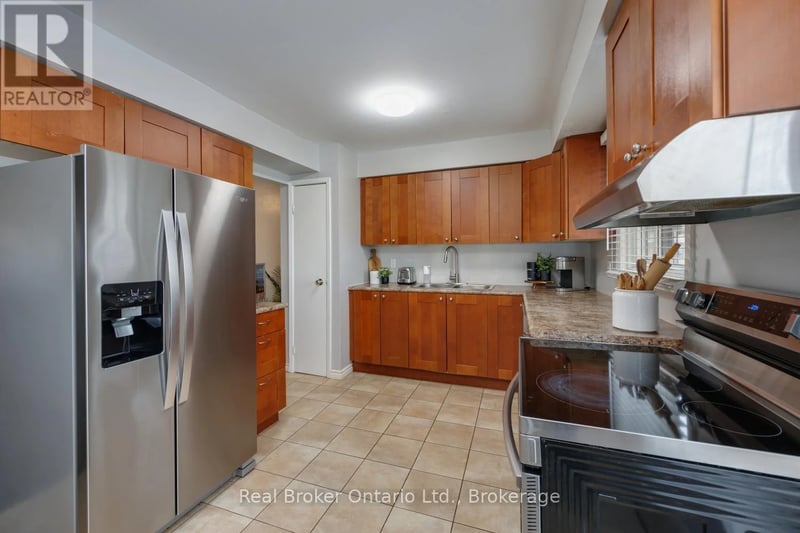 #30 220 Ormond Drive, Oshawa (Samac), Ontario, L1G6T5, Oshawa (Samac), Ontario — photo 1 of 5