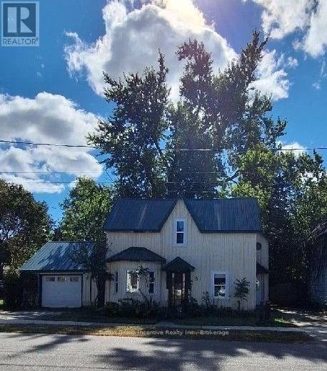 151 DAVID Street, Gravenhurst (Muskoka (S)), Ontario, P1P1J5, Gravenhurst (Muskoka (S)), Ontario — photo 1 of 5