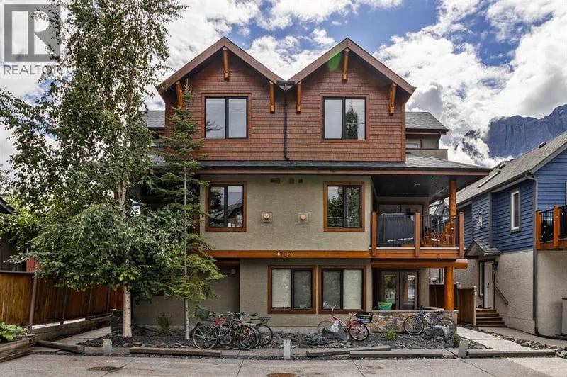 722 3rd Street, Canmore, Alberta, T1W2J6, Canmore, Alberta — photo 1 of 5