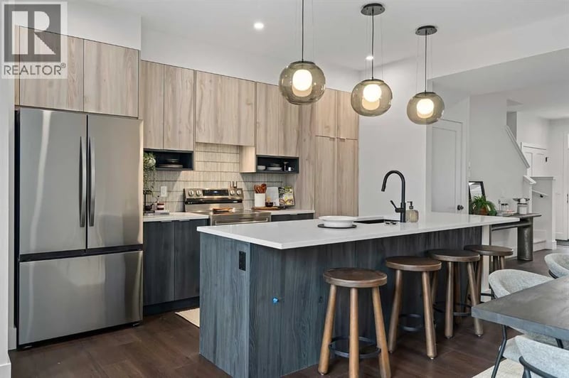 13 Silverton Glen Bay Southwest, Calgary, Alberta, T2X6T6, Calgary, Alberta — photo 1 of 5