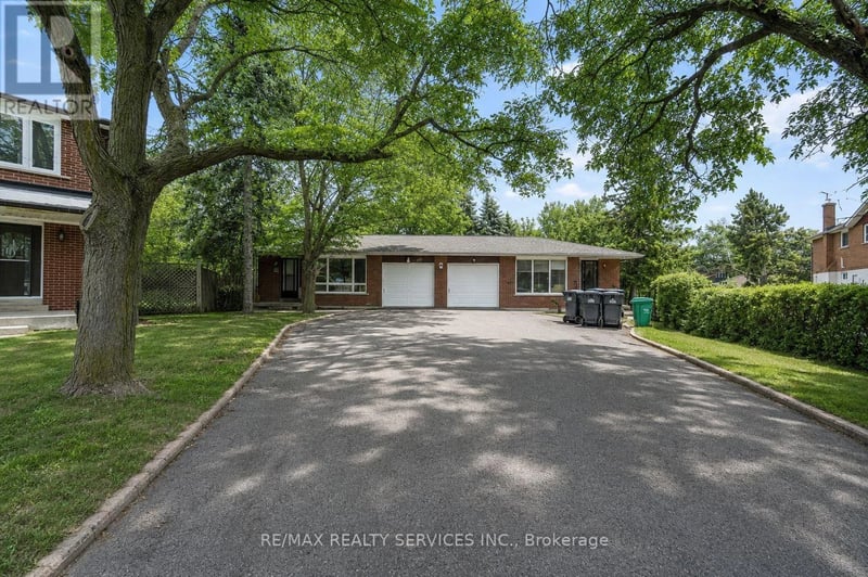 70 Montjoy Crescent, Brampton (Central Park), Ontario, L6S3E7, Brampton (Central Park), Ontario — photo 1 of 5