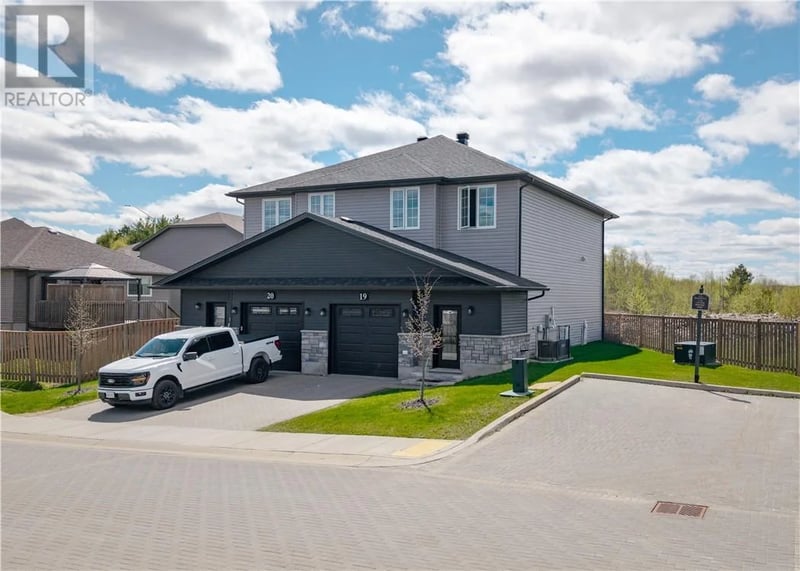 2279 Mallards Landing Drive Unit# 19, Sudbury, Ontario, P3P6E5, Sudbury, Ontario — photo 1 of 5
