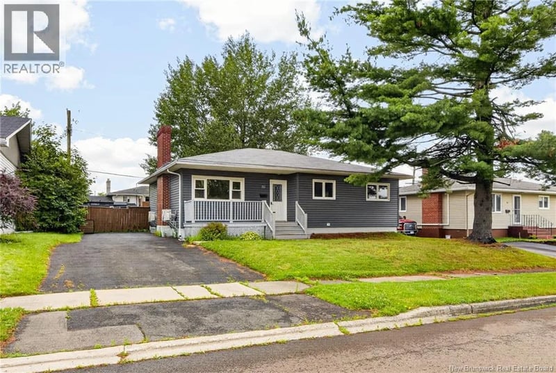 86 Poirier Drive, Moncton, New Brunswick, E1C7R8, Moncton, New Brunswick — photo 1 of 5