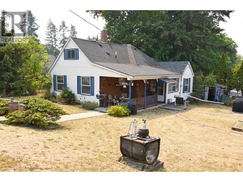 3202 22 Street, Vernon, British Columbia, V1T4H8, Vernon, British Columbia — photo 1 of 5