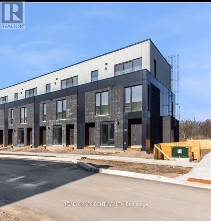 141 Everett Common, St. Catharines (Oakdale), Ontario, L2P0G7, St. Catharines (Oakdale), Ontario — photo 1 of 5